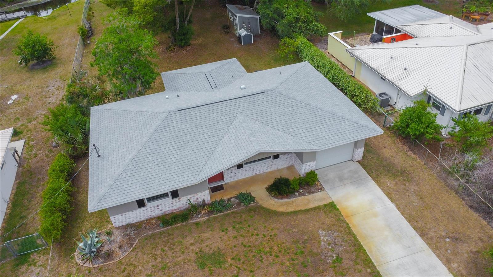 HICKORY HILL RETREATS UNIT 05 - Residential
