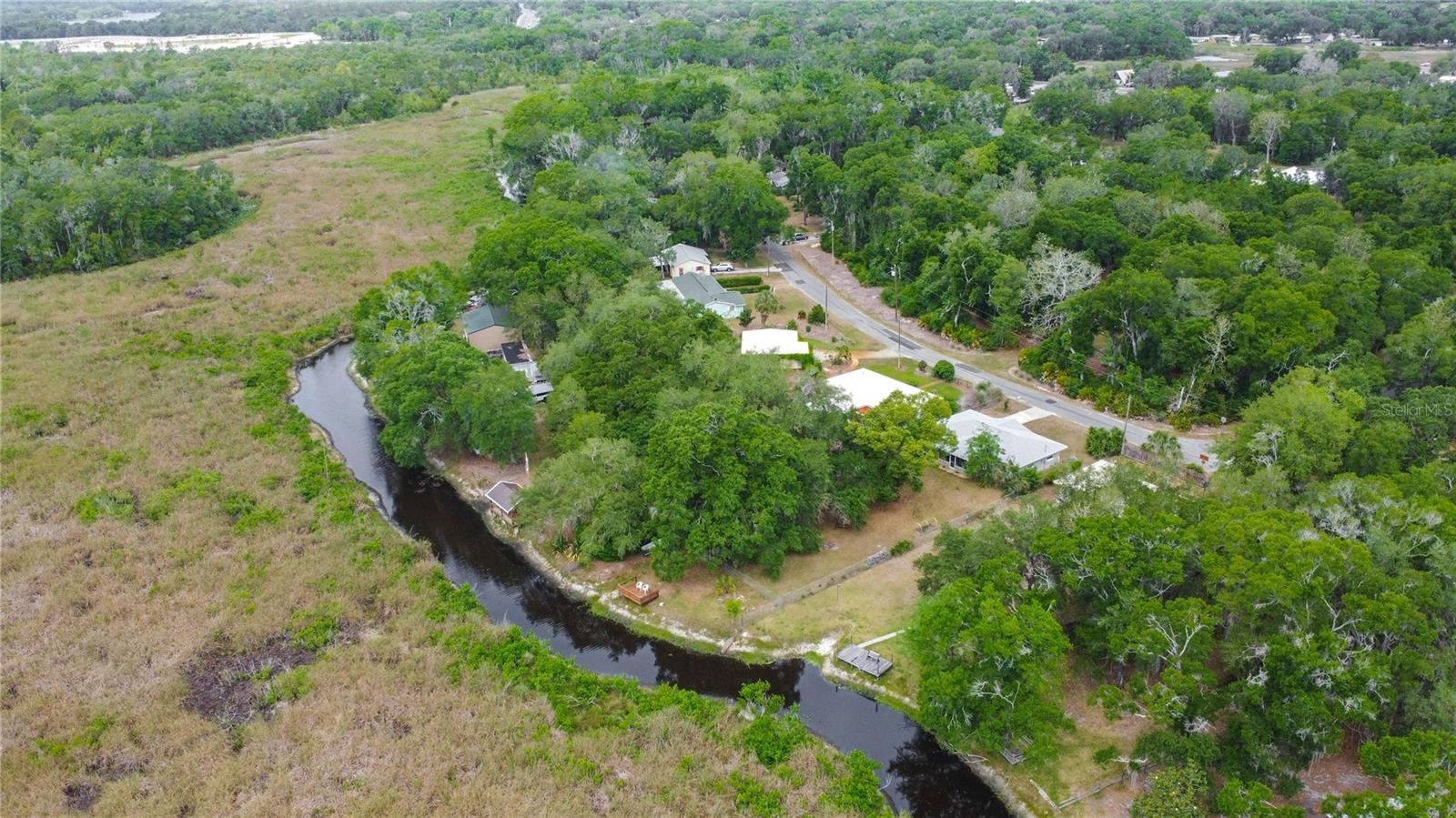 HICKORY HILL RETREATS UNIT 05 - Residential