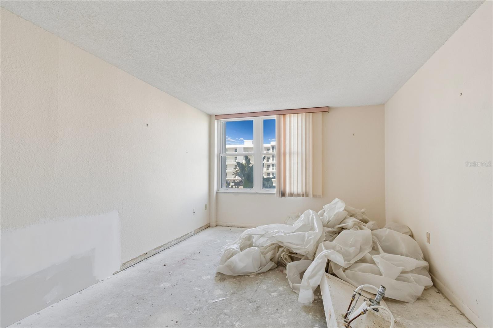 STARBOARD TOWER - Residential