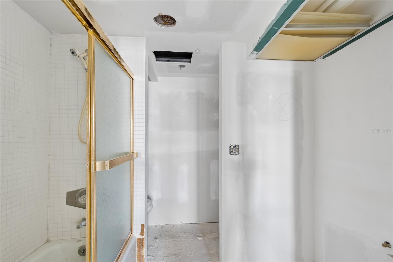 STARBOARD TOWER - Residential