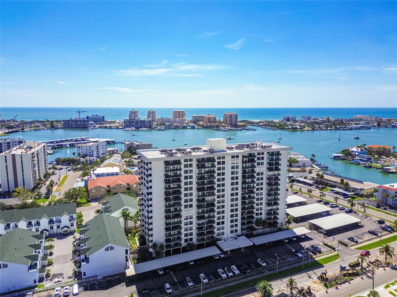 STARBOARD TOWER - Residential