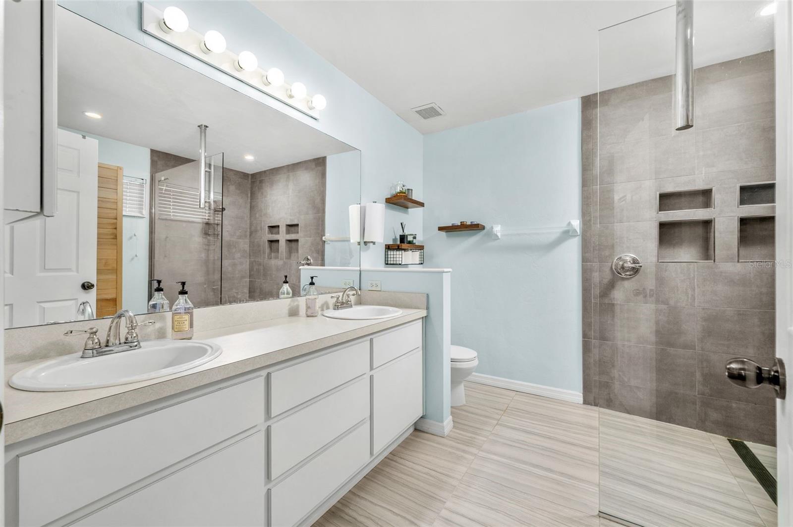 EAGLE POINT CLUSTER PH 3 - Residential