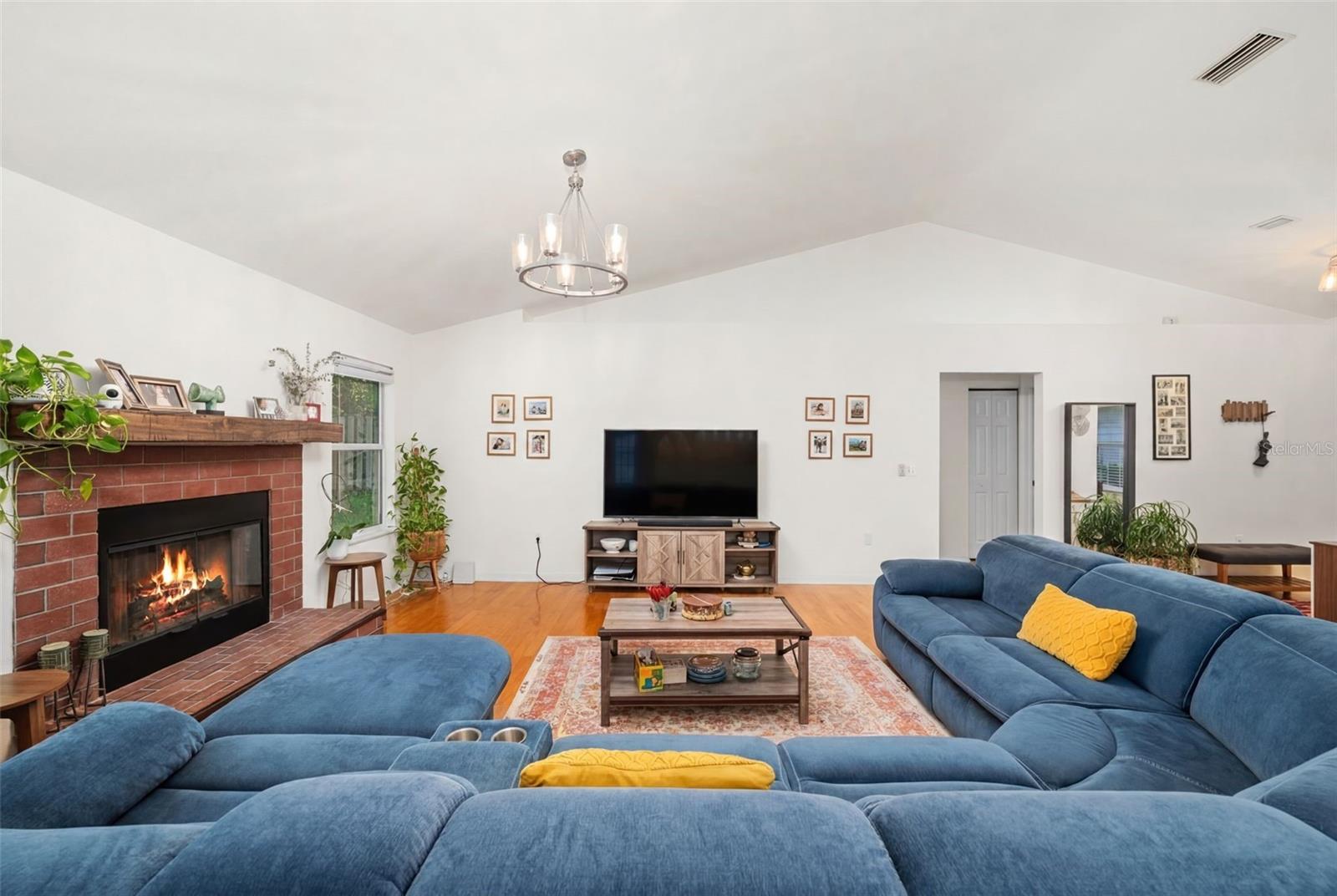 EAGLE POINT CLUSTER PH 3 - Residential