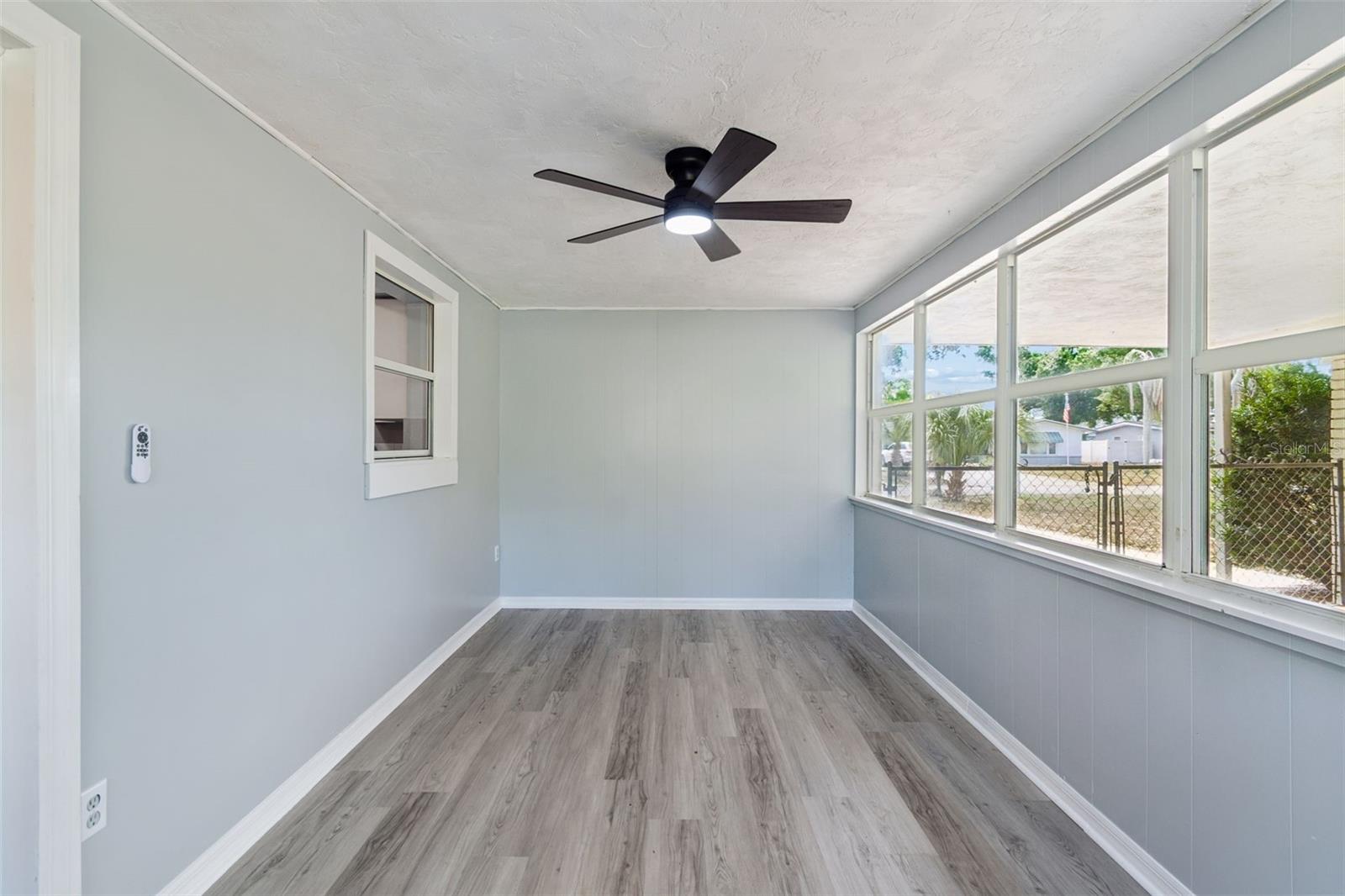 COUNTRY CLUB HEIGHTS - Residential