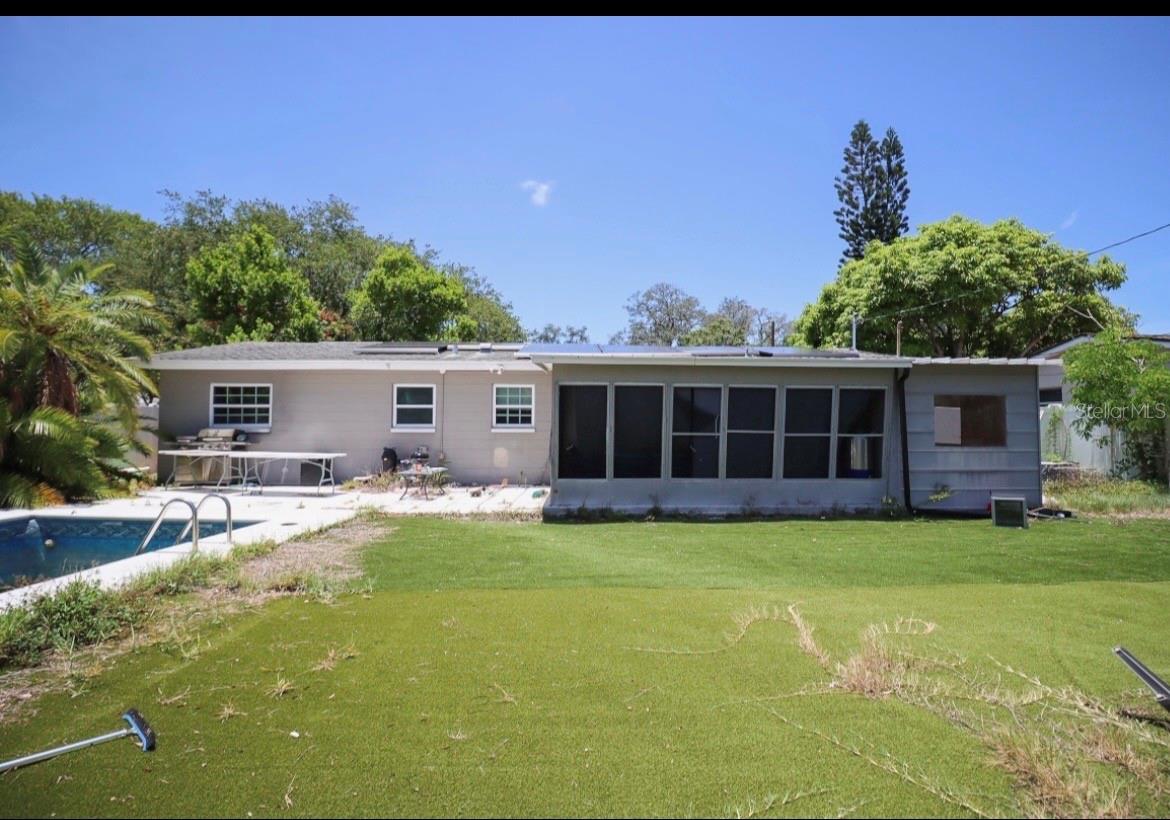 DREW MANOR - Residential