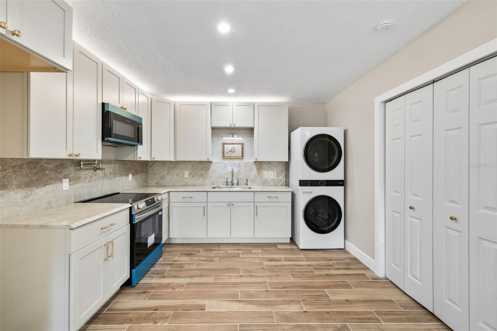 GATOR CREEK ESTATES - Residential