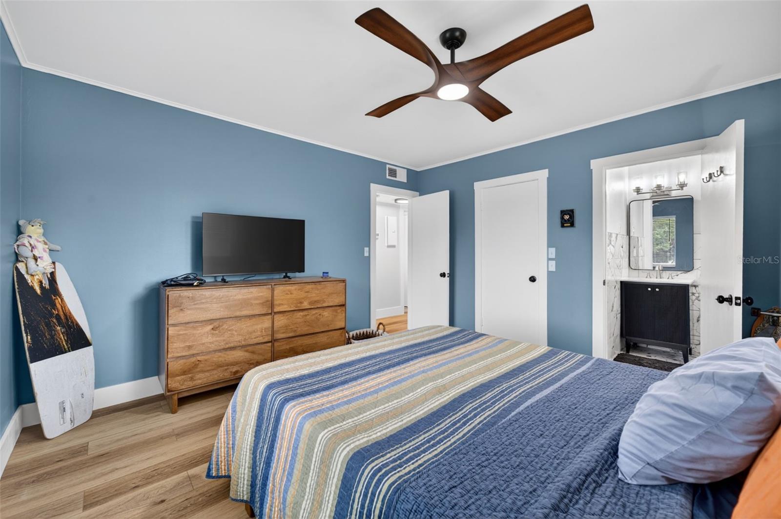 LAKE MAITLAND TERRACE APTS - Residential