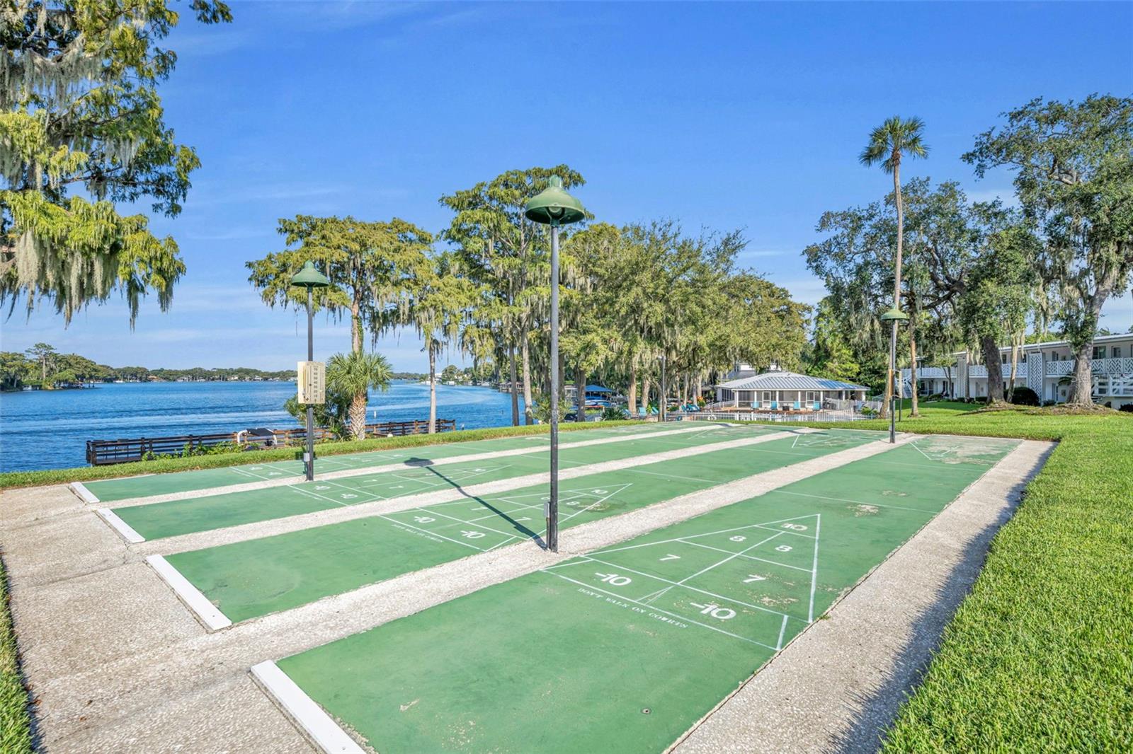 LAKE MAITLAND TERRACE APTS - Residential