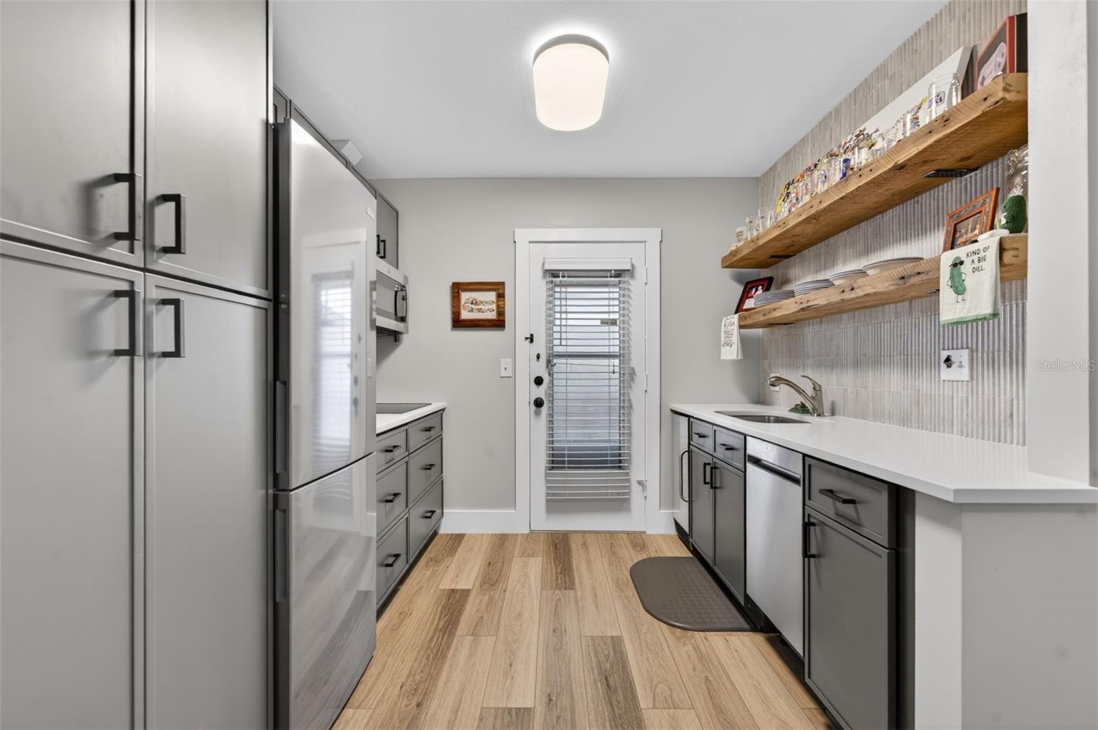 LAKE MAITLAND TERRACE APTS - Residential