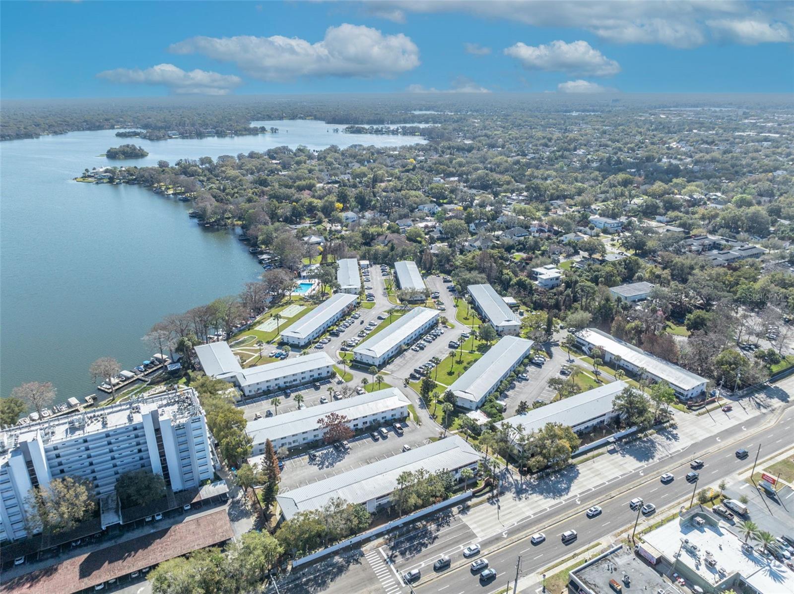 LAKE MAITLAND TERRACE APTS - Residential