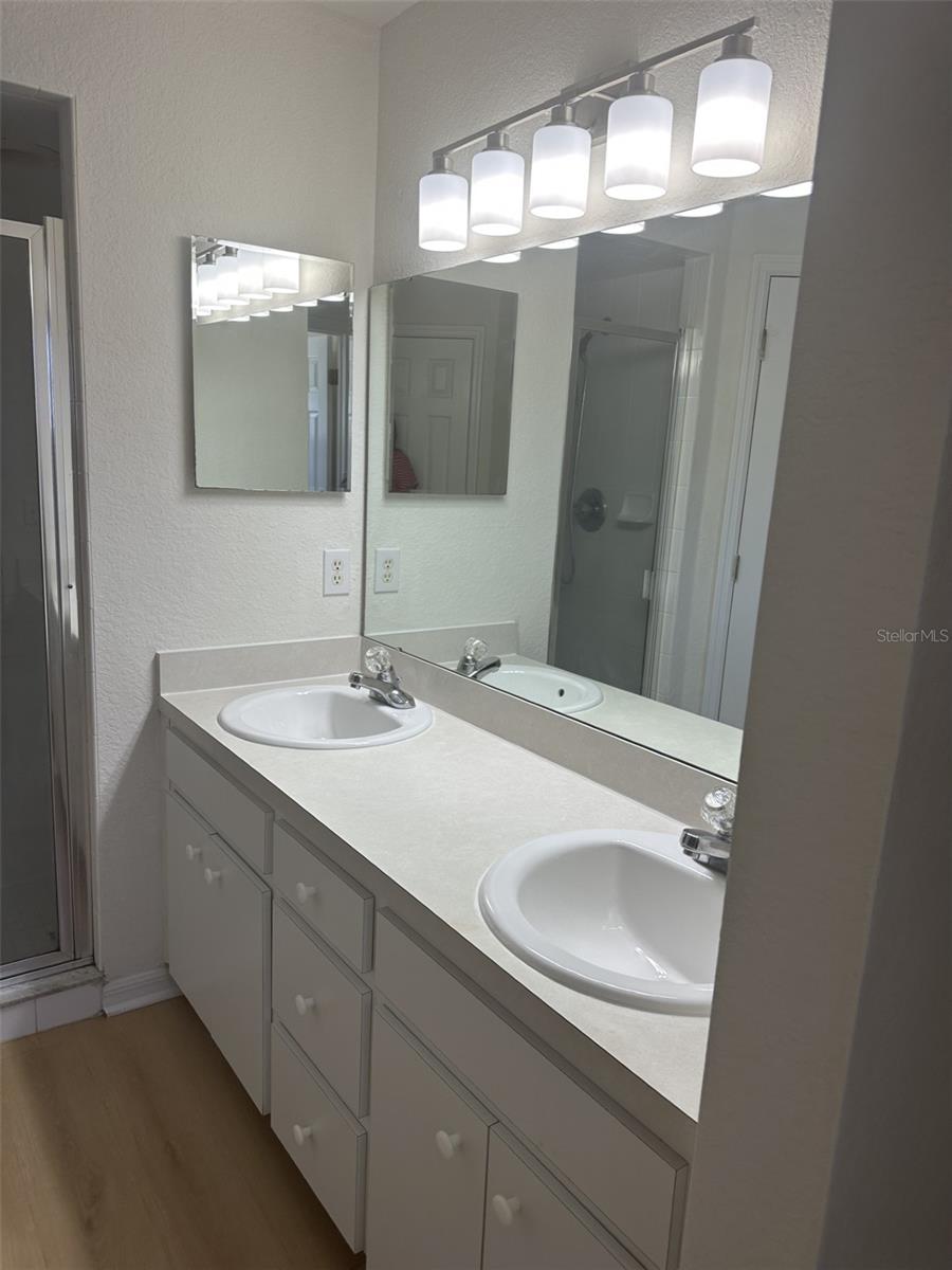 COVENTRY COVE - Residential Lease