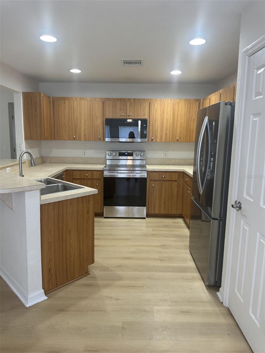 COVENTRY COVE - Residential Lease