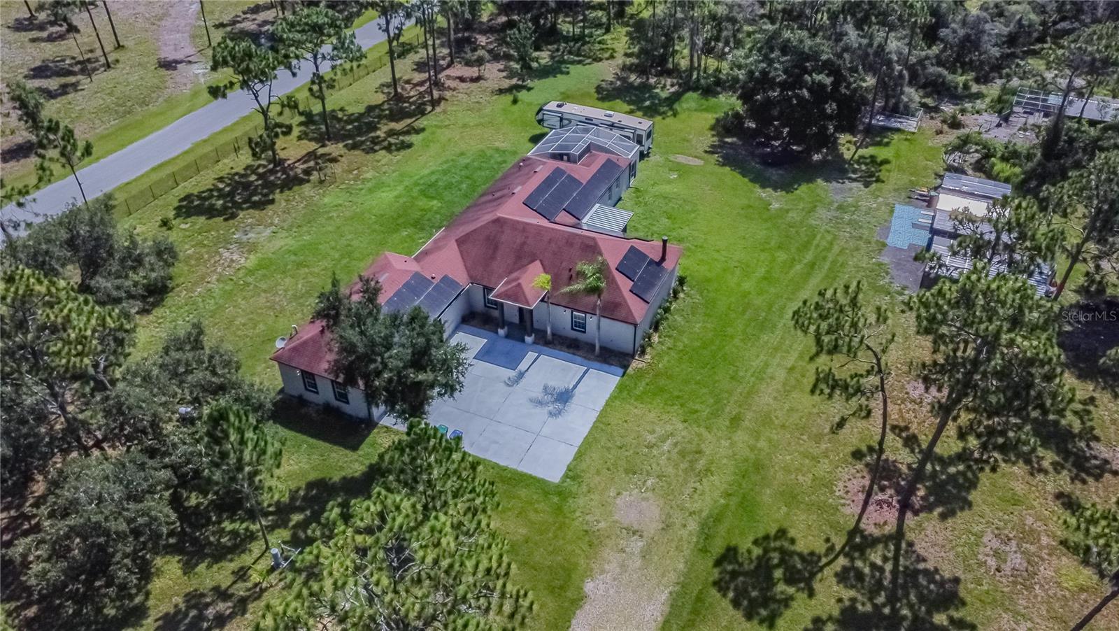 LAKE & PINES ESTATES - Residential