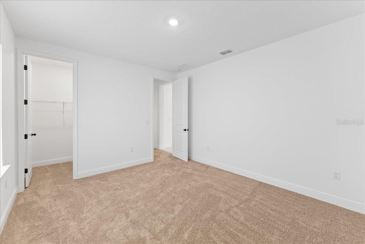 LAUREATE PARK - Residential