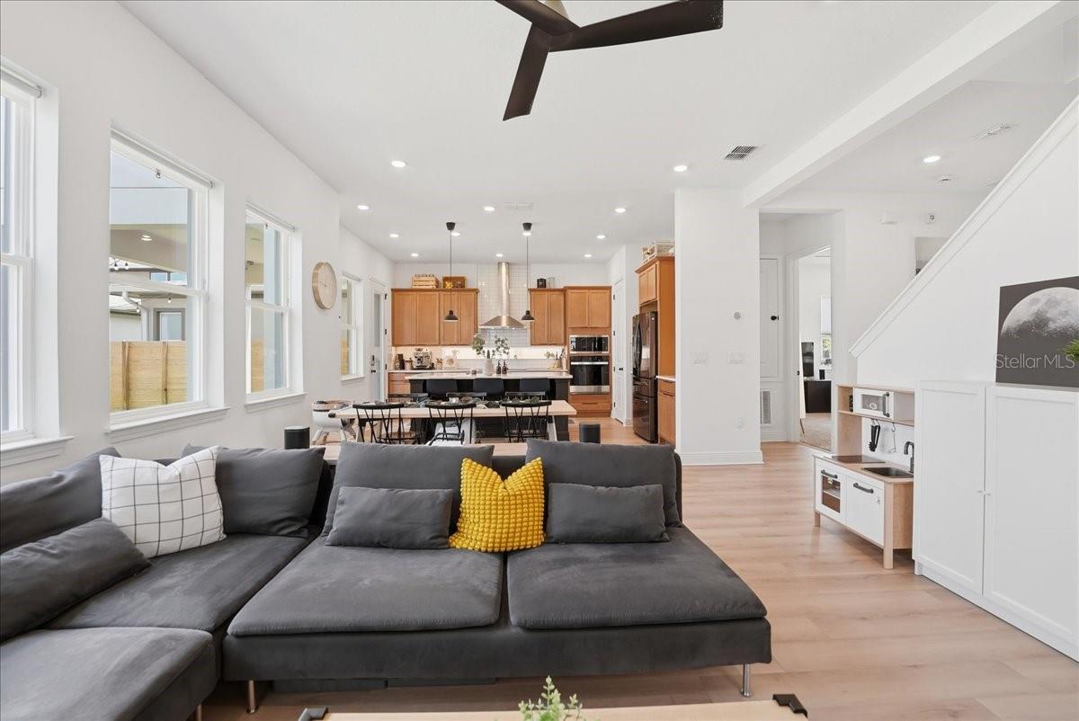 LAUREATE PARK - Residential