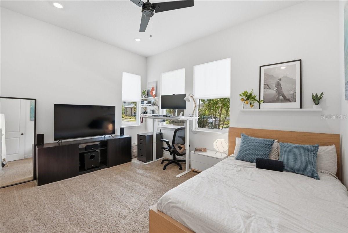 LAUREATE PARK - Residential