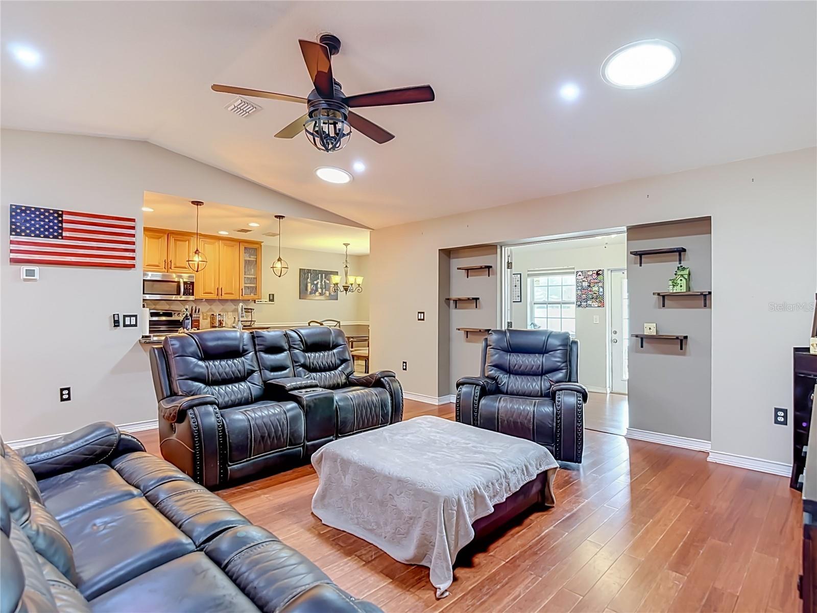 PARK LAKE ESTATES - Residential