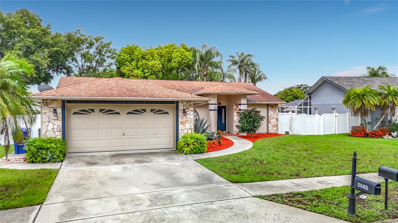 PARK LAKE ESTATES - Residential