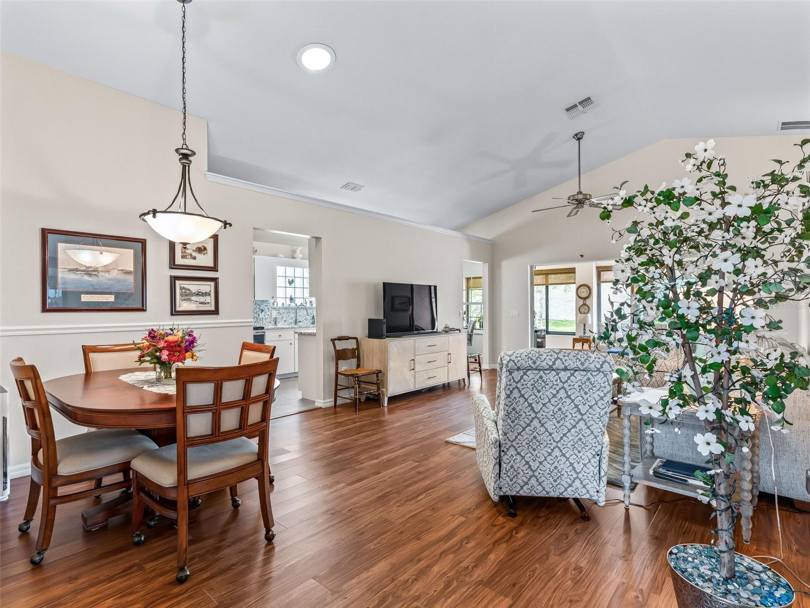 STONECREST - Residential