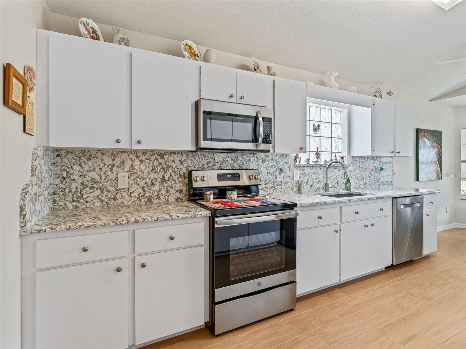 STONECREST - Residential