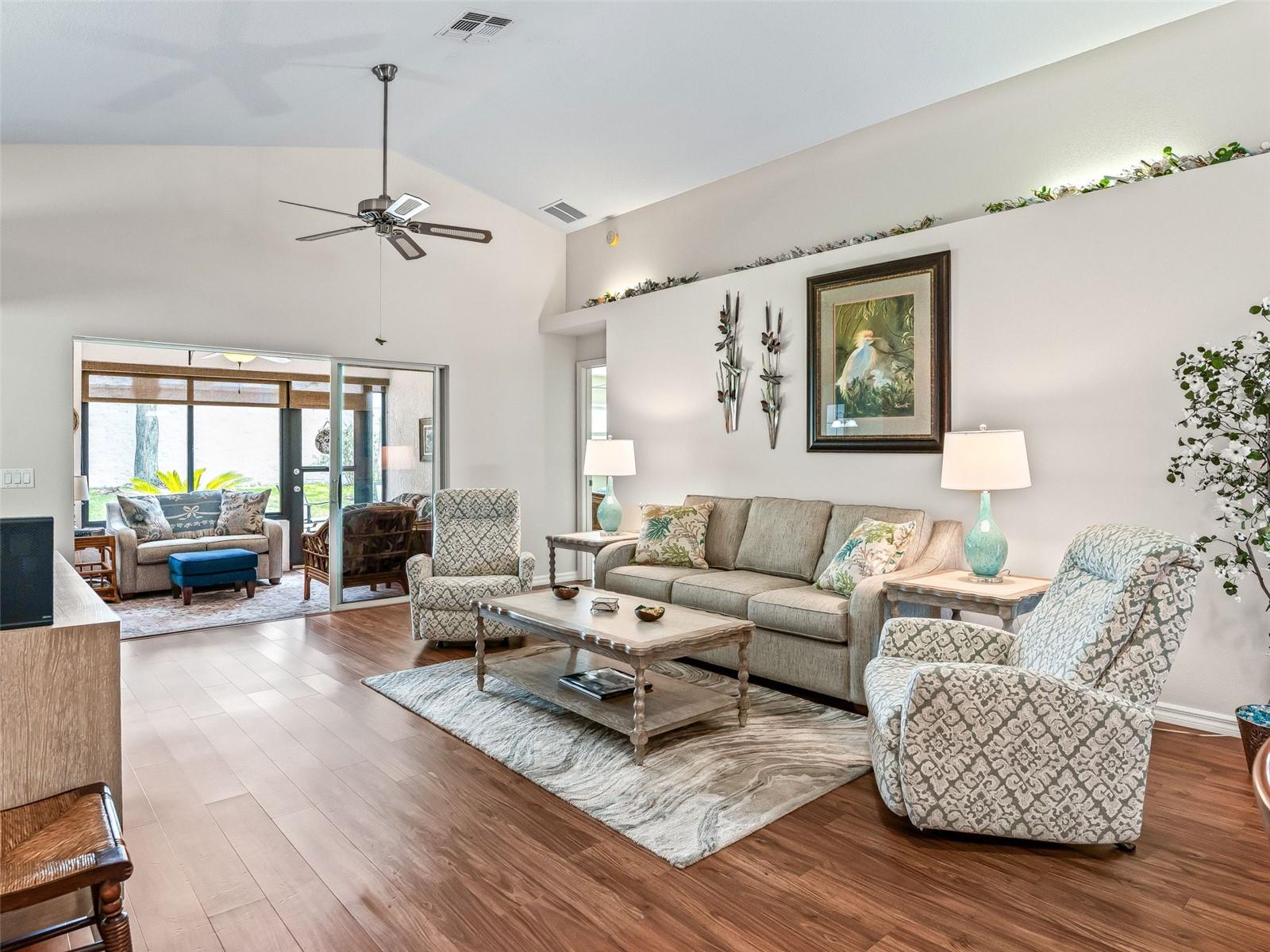 STONECREST - Residential