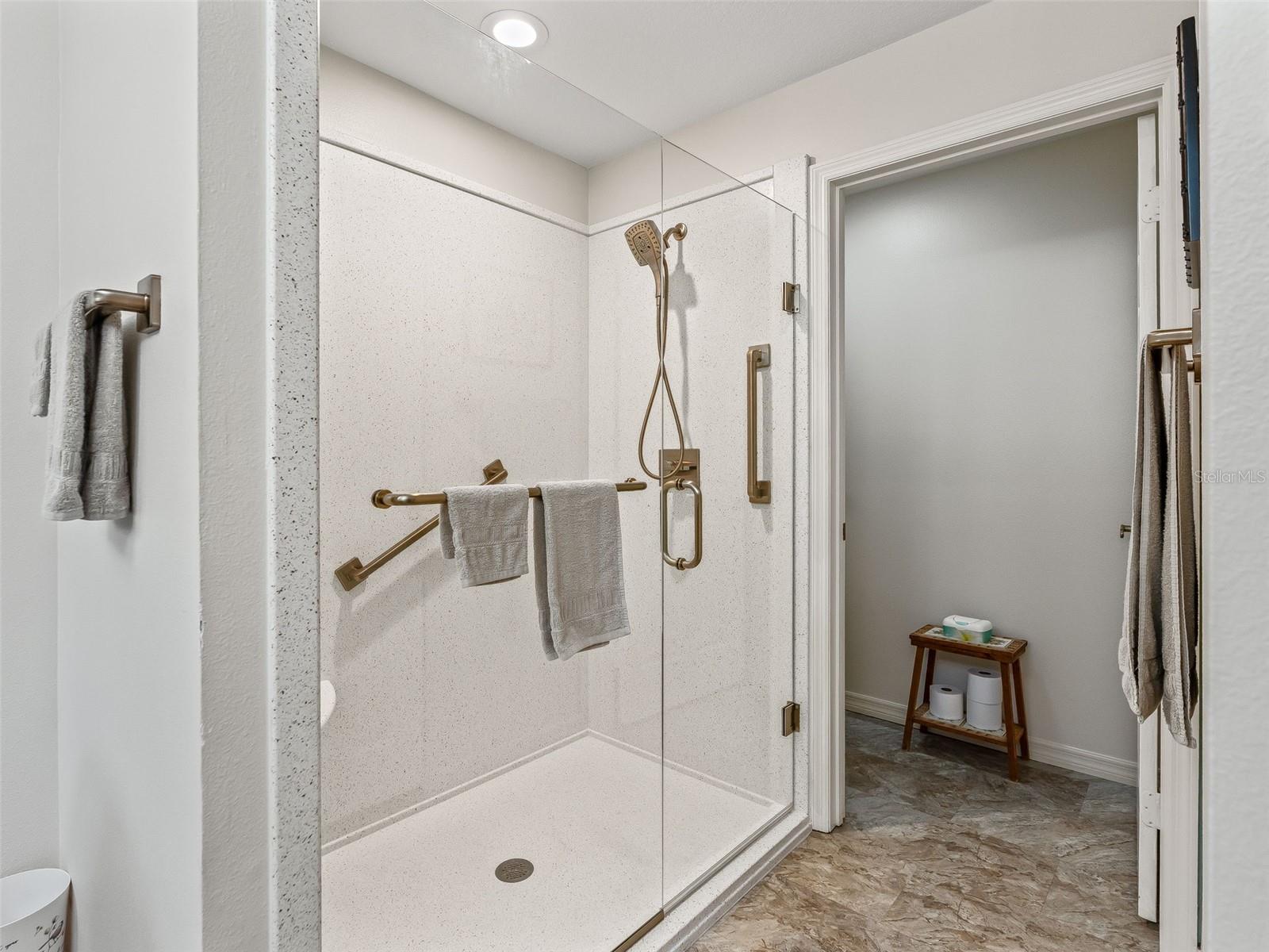STONECREST - Residential