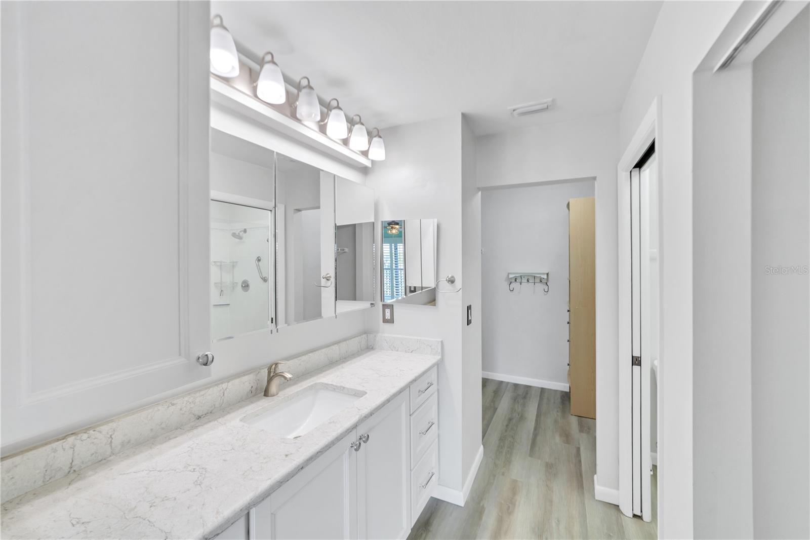 RIVER PLACE - Residential