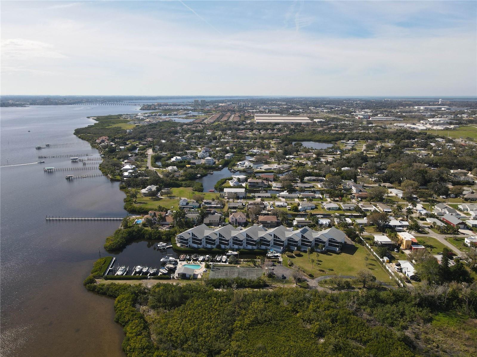 RIVER PLACE - Residential