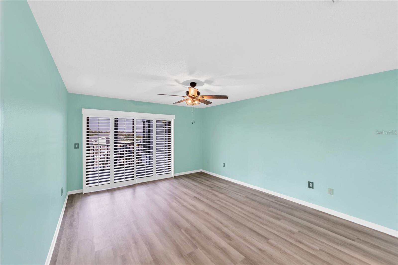 RIVER PLACE - Residential
