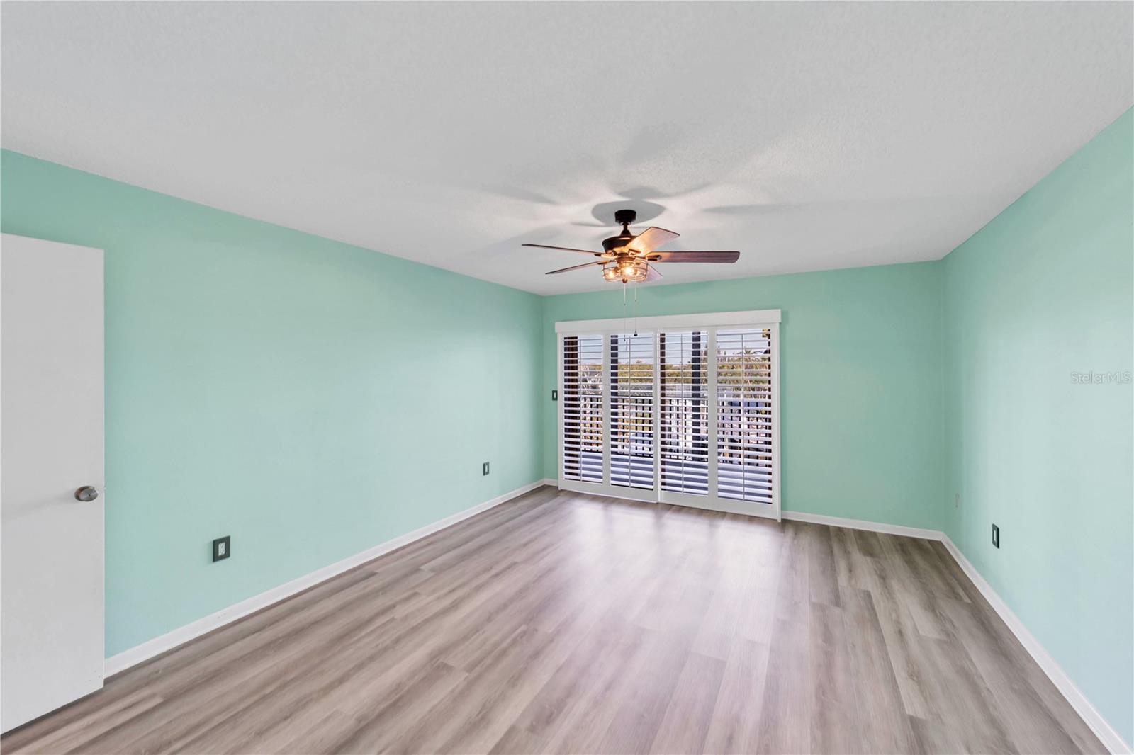 RIVER PLACE - Residential