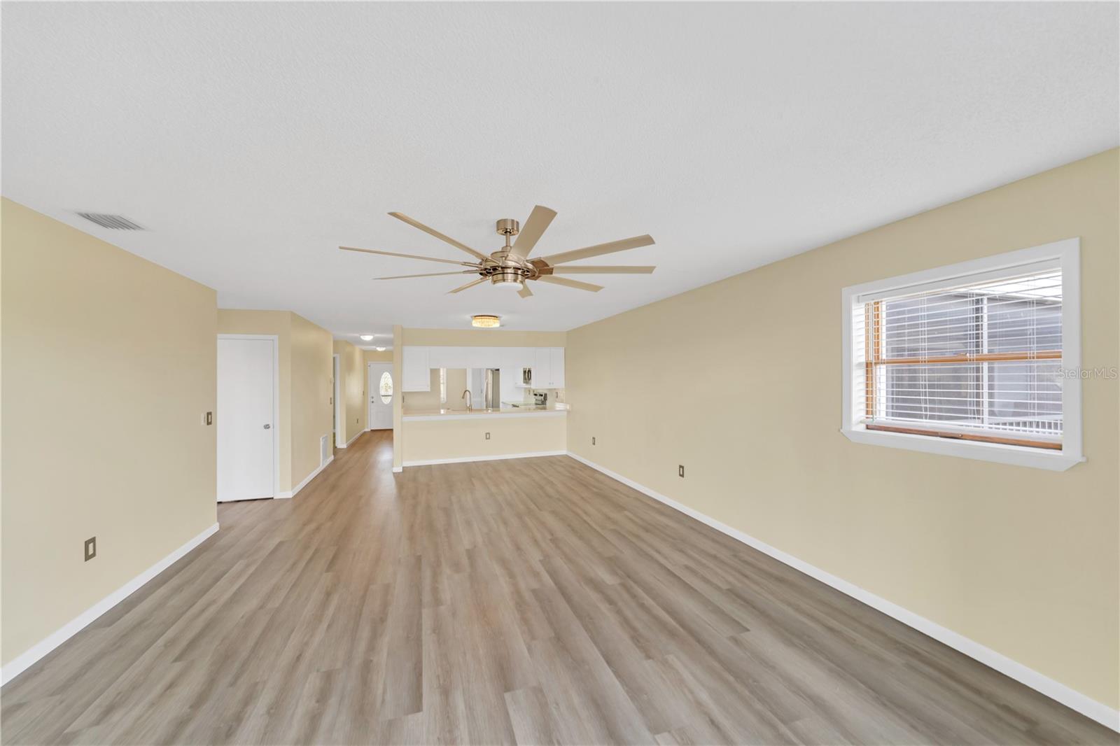 RIVER PLACE - Residential