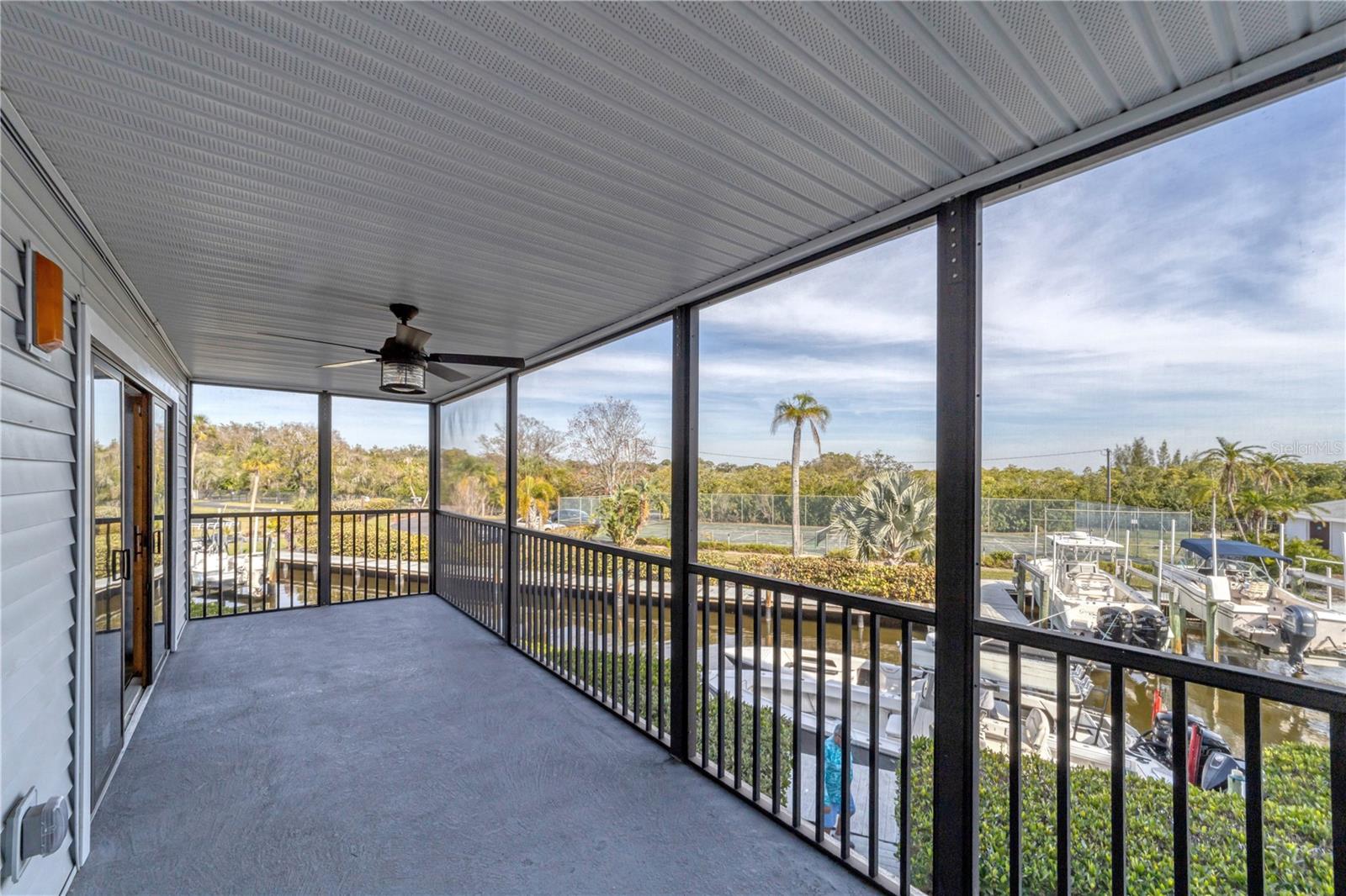 RIVER PLACE - Residential