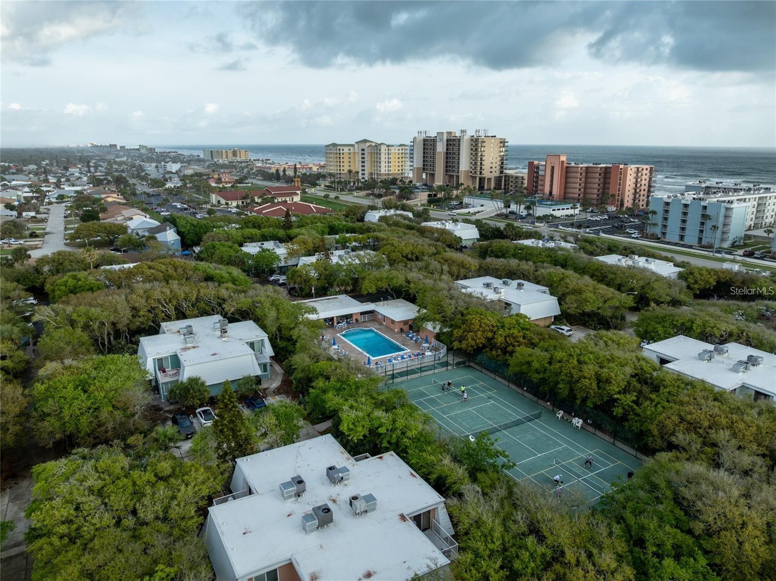 BAHAMIAN CLUB UNITS 01-03 INC - Residential