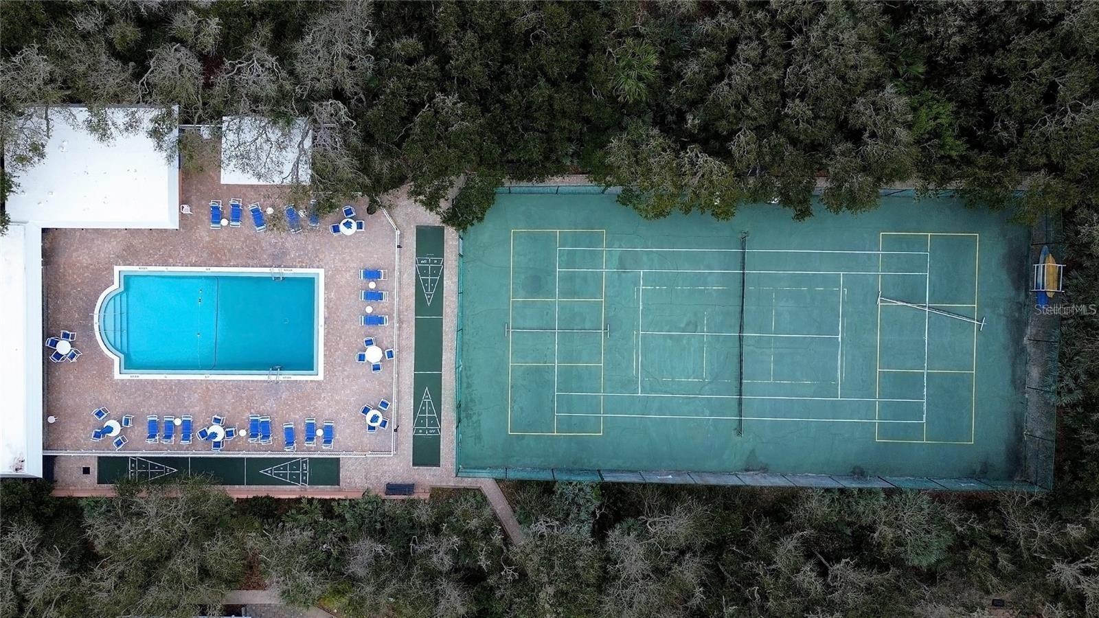 BAHAMIAN CLUB UNITS 01-03 INC - Residential