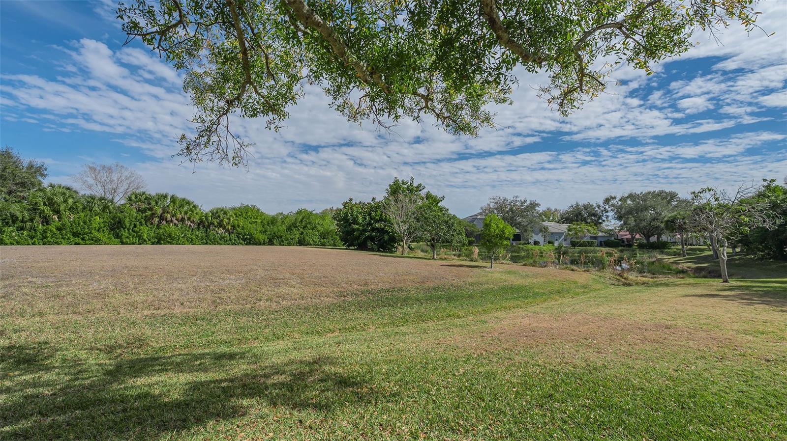 VILLAS AT DEER CREEK - Residential