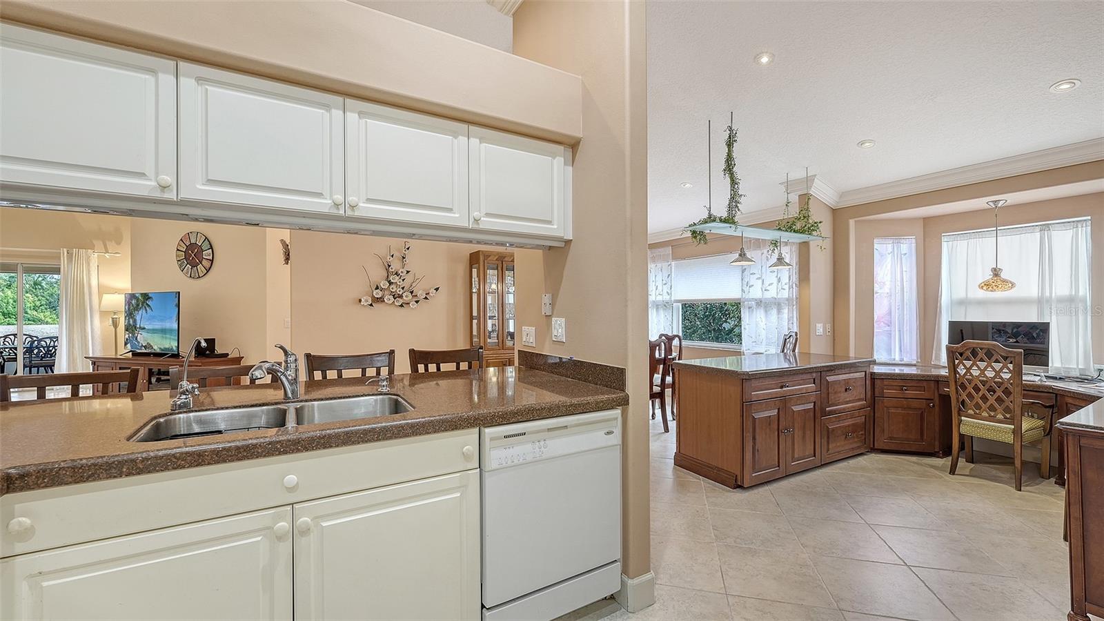 VILLAS AT DEER CREEK - Residential