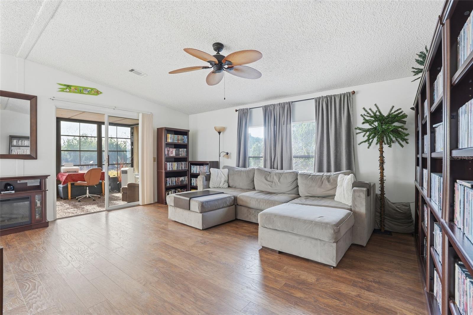HARBOR COVE - Residential