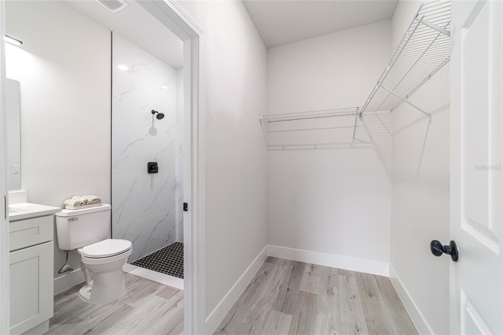 RAINBOW LAKES ESTATES - Residential
