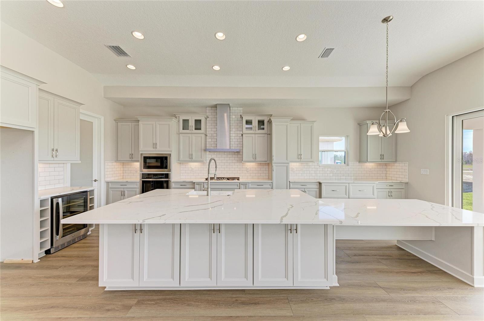 TWO RIVERS - Residential