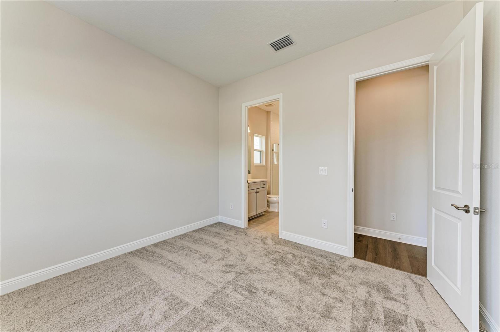 TWO RIVERS - Residential