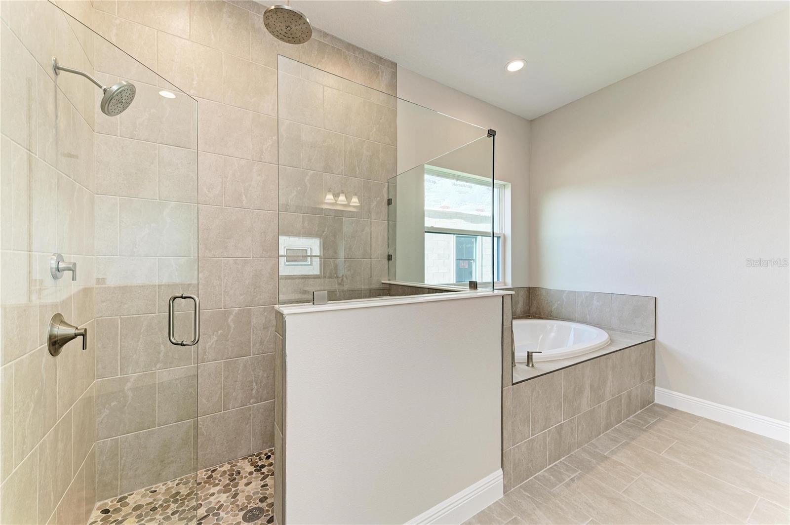 TWO RIVERS - Residential