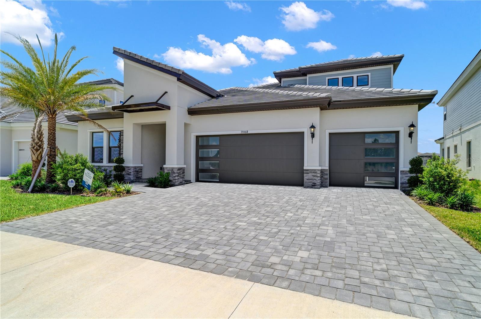 TWO RIVERS - Residential