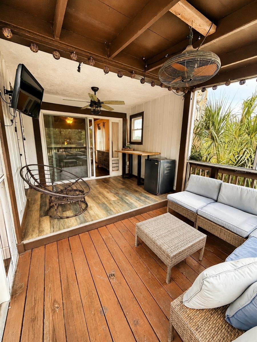 FIVE-A-RANCHES - Residential