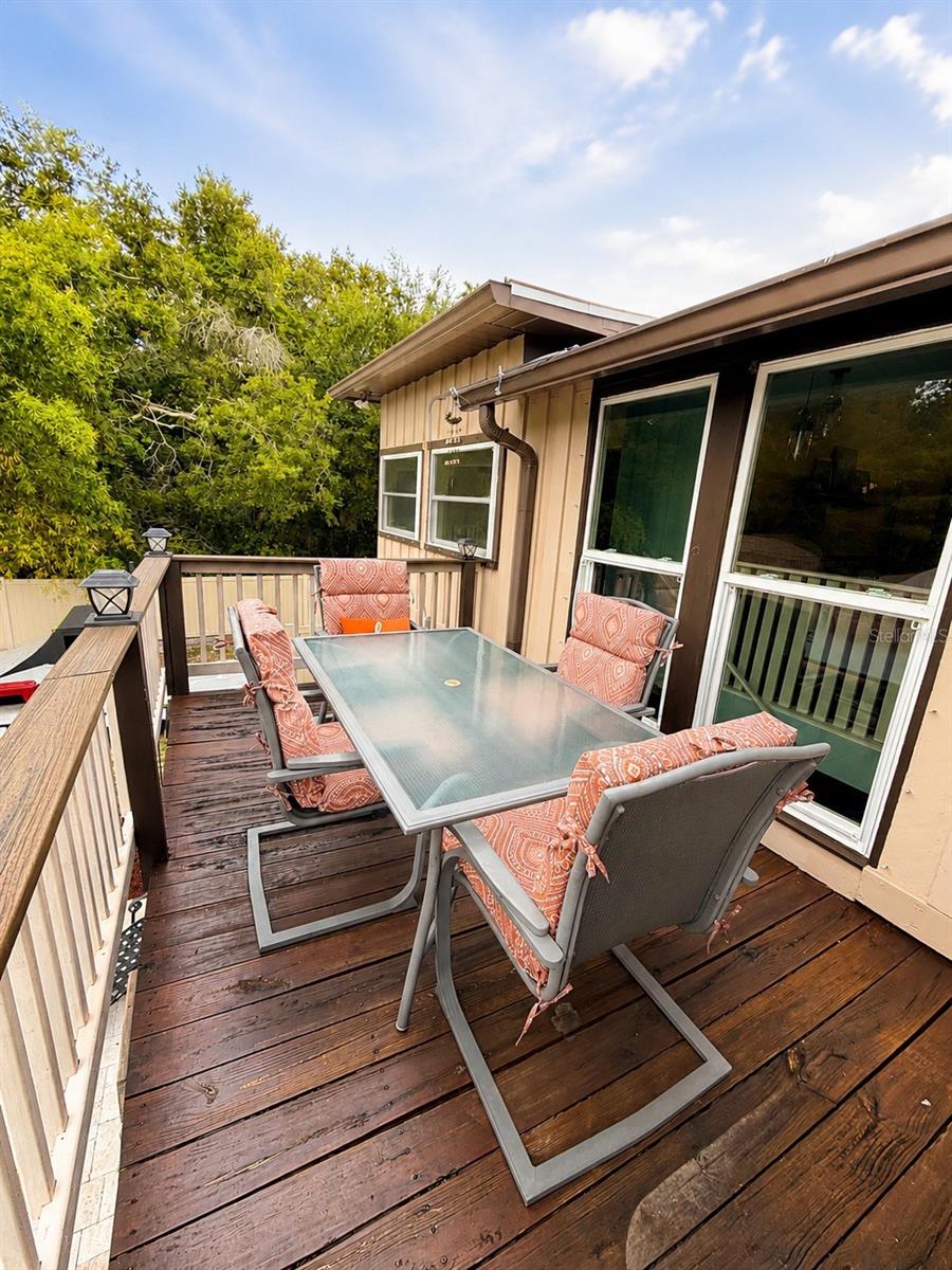 FIVE-A-RANCHES - Residential