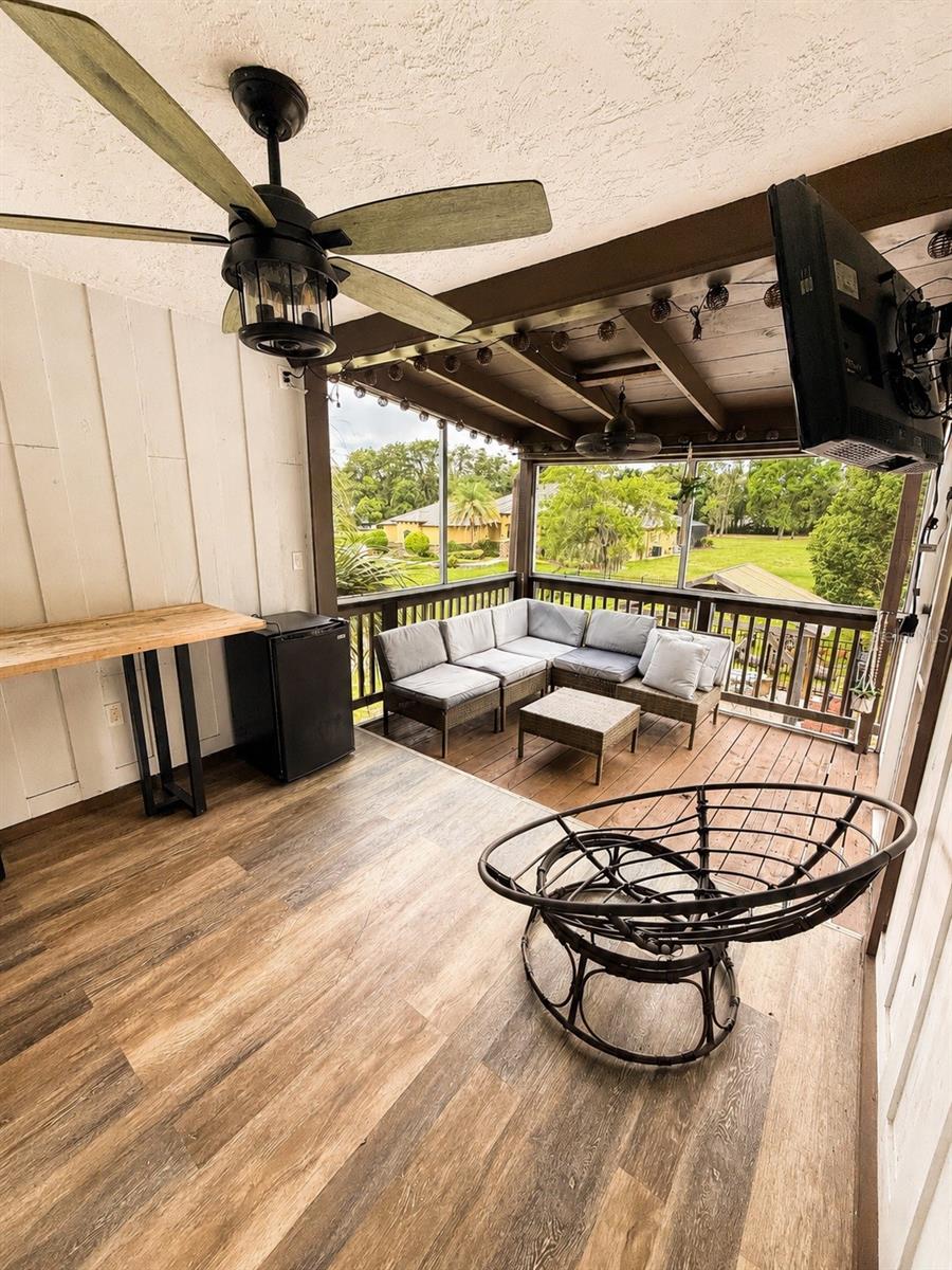 FIVE-A-RANCHES - Residential