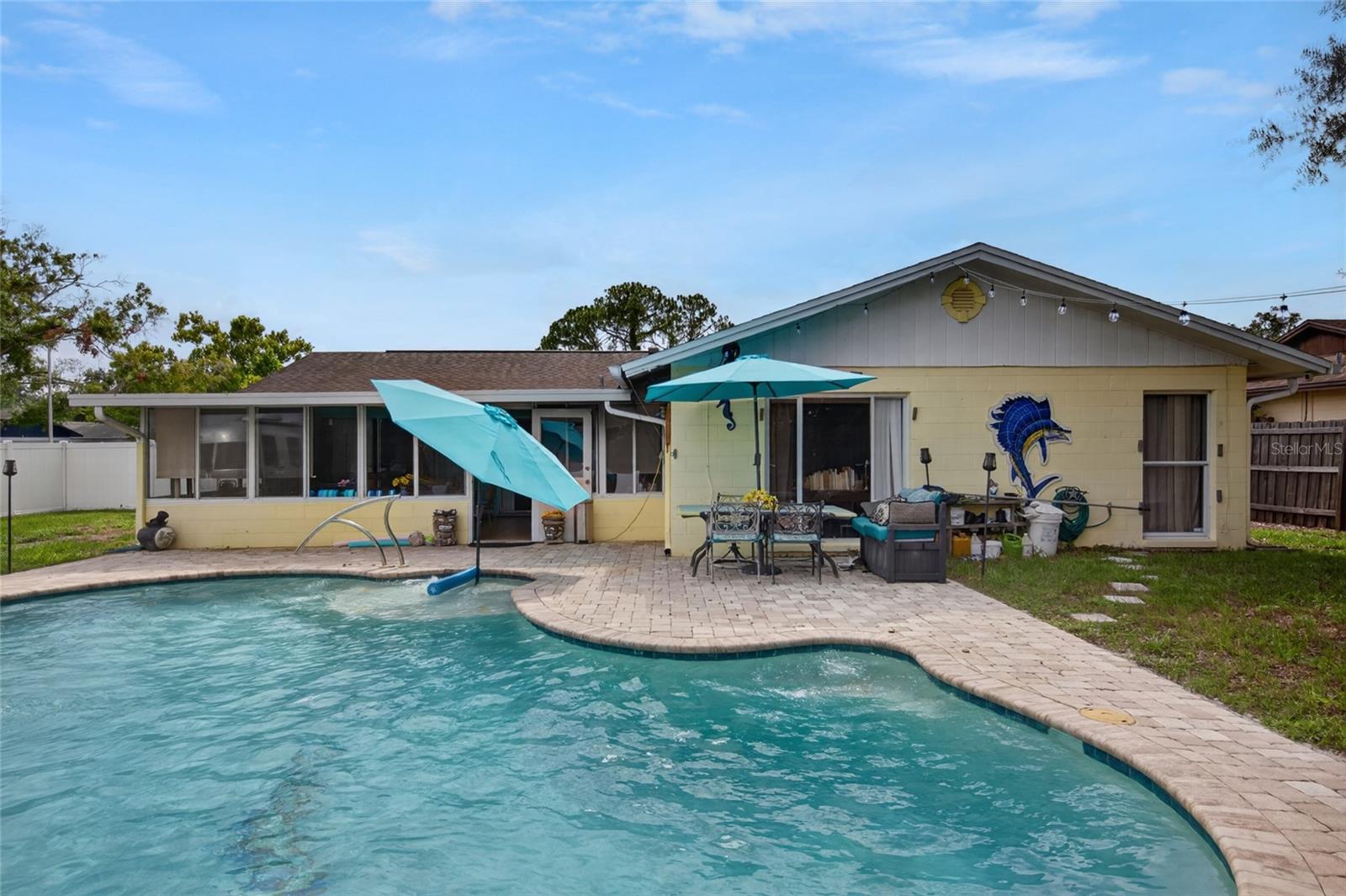 CARROLLWOOD MEADOWS UNIT II SE - Residential