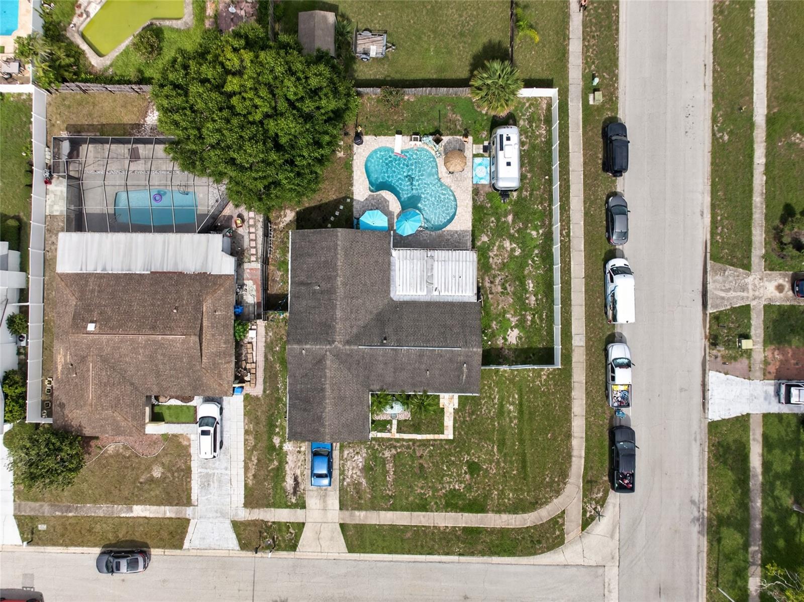 CARROLLWOOD MEADOWS UNIT II SE - Residential