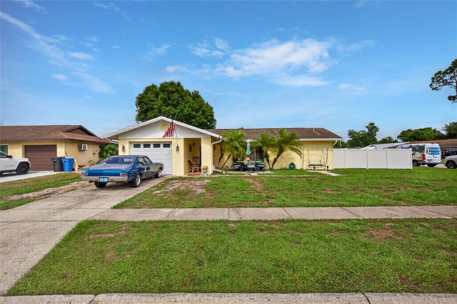 CARROLLWOOD MEADOWS UNIT II SE - Residential