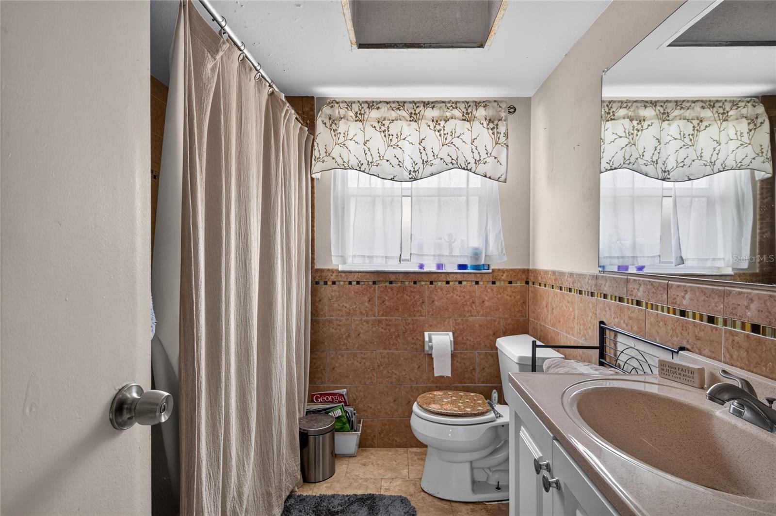 CARROLLWOOD MEADOWS UNIT II SE - Residential