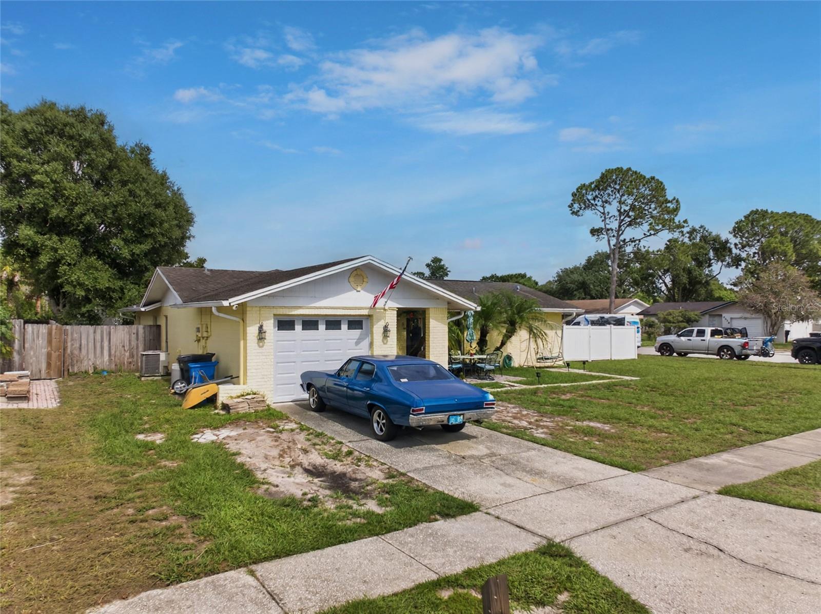 CARROLLWOOD MEADOWS UNIT II SE - Residential